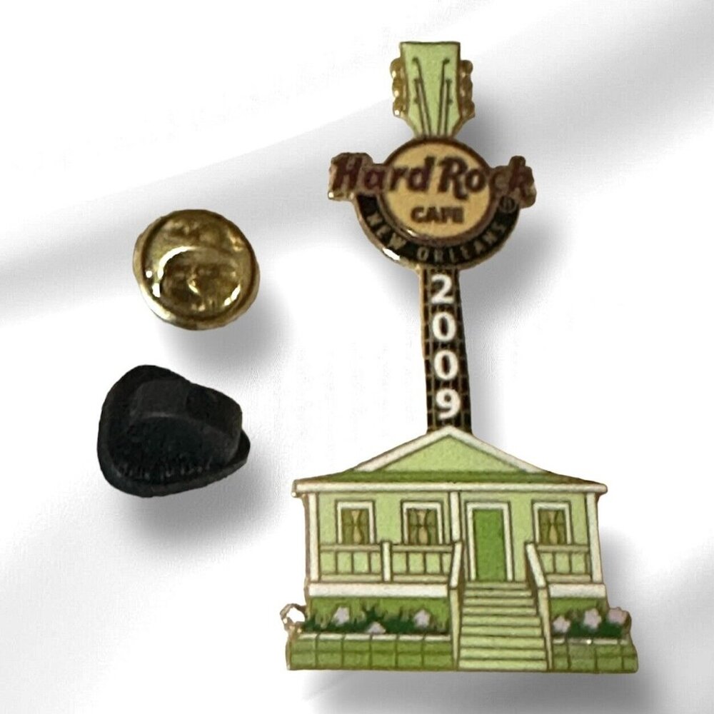 Hard Rock‎ Cafe pin New Orleans Habitat For Humanity house guitar series 2009